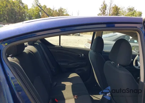 2019 Nissan Versa 1.6 Sv z USA, uszkodzony, nr VIN 3N1CN7AP8KL835873